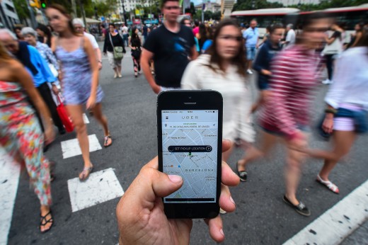 Barcelona Cabs Strike Against Uber Taxi App